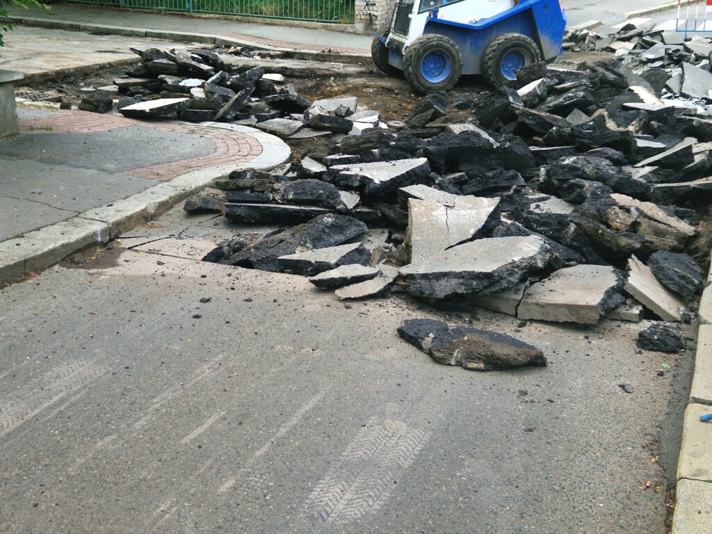 Blog 2.8 Environmental Benefits of Modern Blacktop Materials